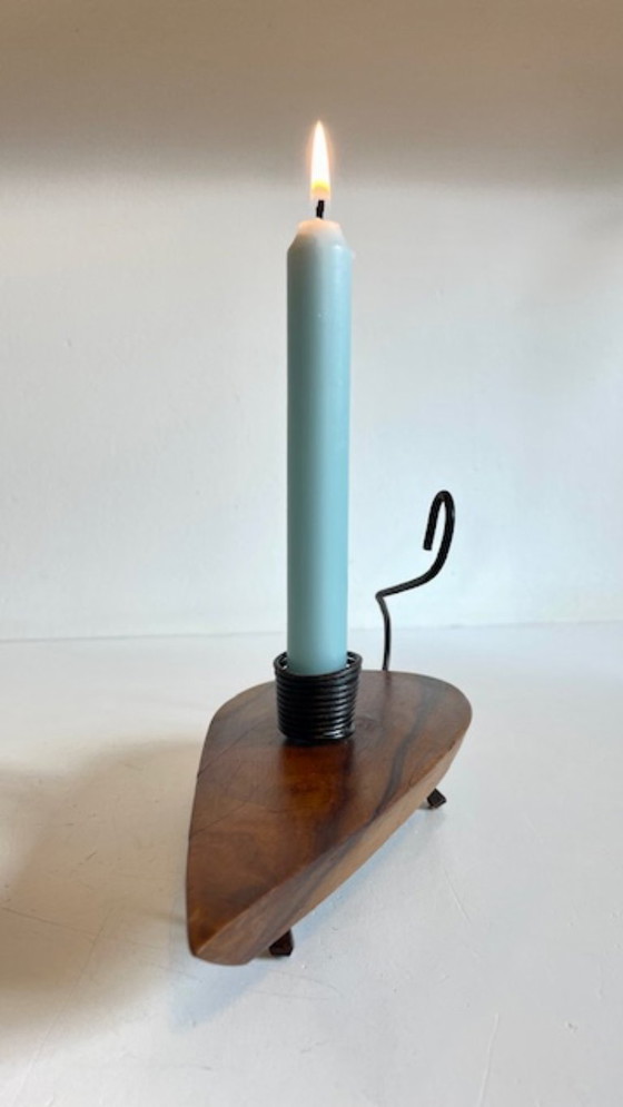 Image 1 of Brutalistische olijfhouten kaarsenhouder vintage