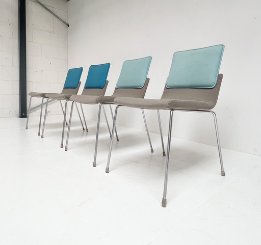 Set Van 4 Triennial Classic Stoelen Van Gispen, Ca 2020