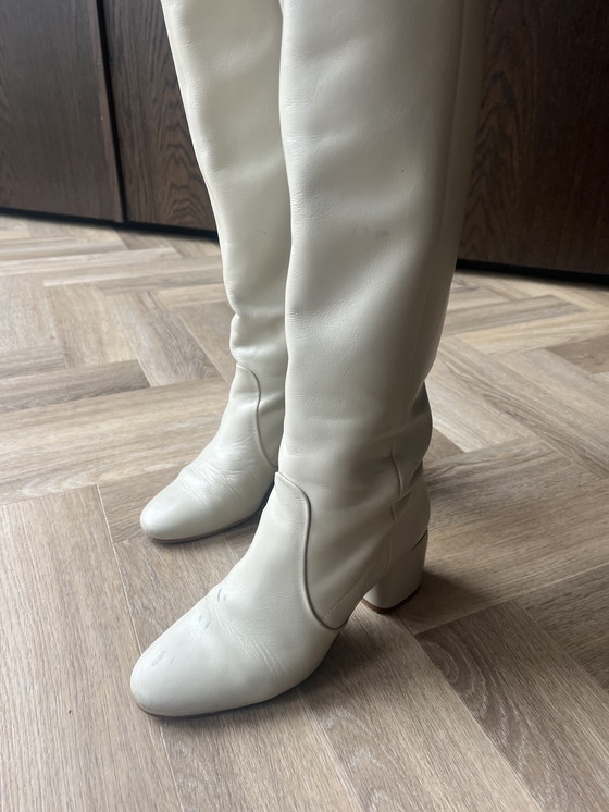 Image 1 of Red Lacquer Dining Table Gabrielle Paris - Joe