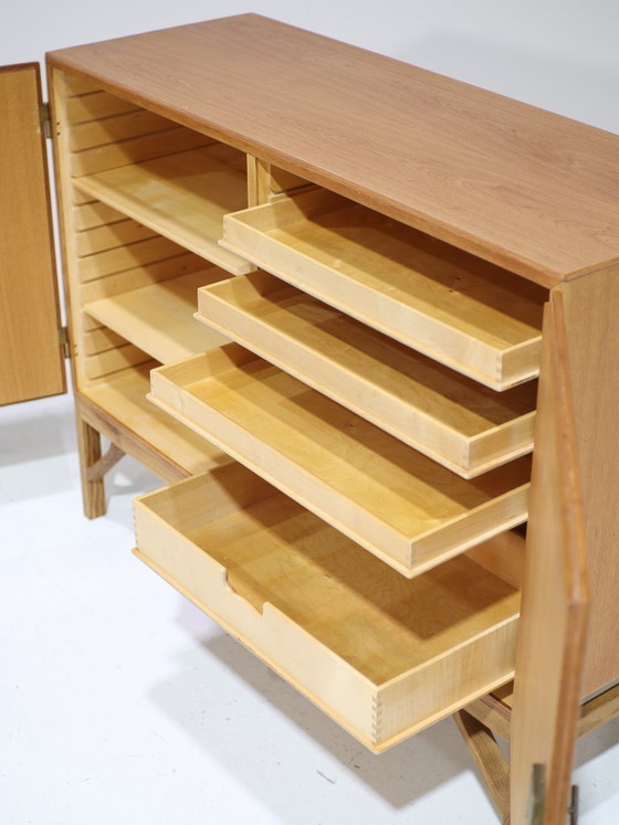 Image 1 of Børge Mogensen 232 China dressoir eiken FDB Møbler 1960s