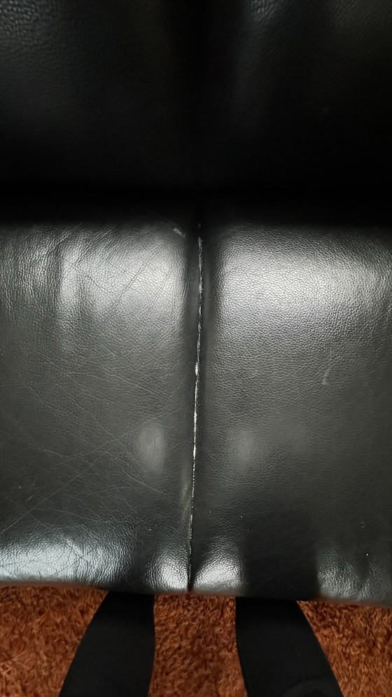 Image 1 of 2 leather Leolux Patachou sofas