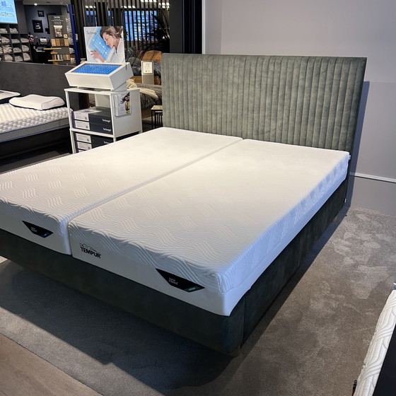 Image 1 of TEMPUR Arc bed - 180x200