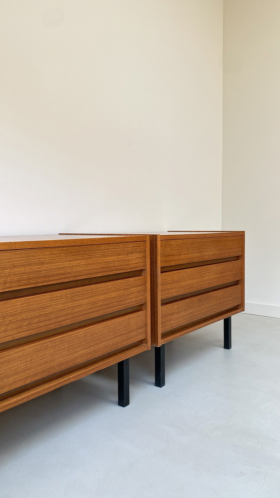 Image 1 of Vintage Wooden Chest of Drawers With 3 Drawers And Metal Legs