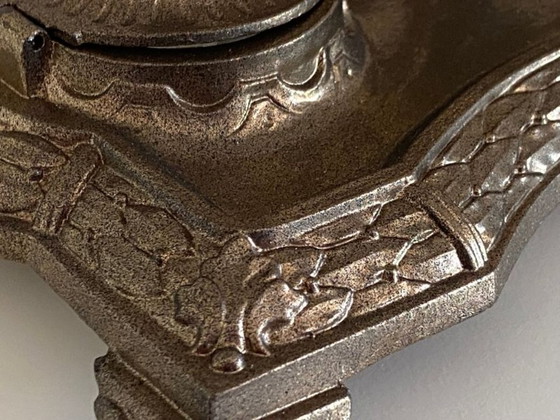 Image 1 of Écritoire à Double Encriers Modèle Atypique Métal Doré Patiné Décor Mulet Orient