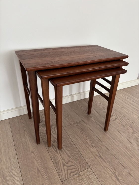 Mimiset Vintage Danese / Tavolini a Incasso Teak Forma Organica – Wood (photo 5 of 11)