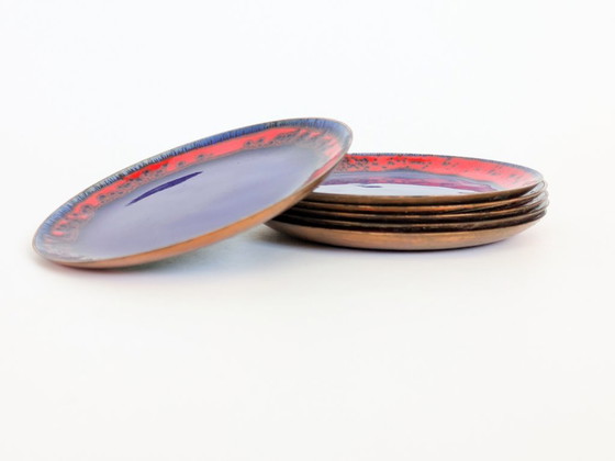 Ensemble de six sous-verres vintage en émail sur cuivre, style années 50 – Accessoires de table, Copper (photo 2 of 16)