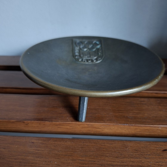 Image 1 of Vintage schaal Olypische Winterspelen Innsbruck 1964