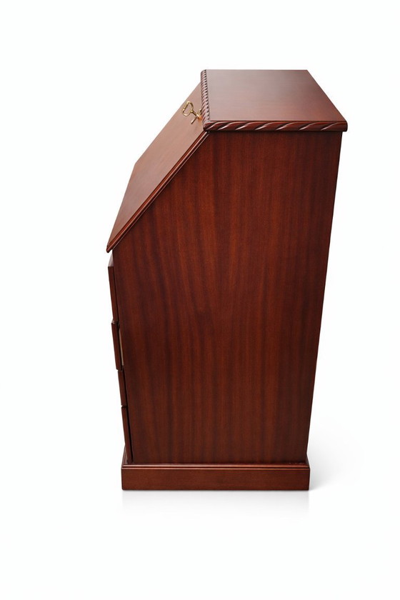 Image 1 of Scrivania in mogano di metà secolo con chiave