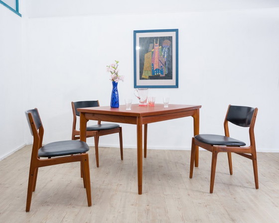 Image 1 of Een Deense eetkamerstoel. Teakhout, kunstleer. Fabrikant: Glostrup