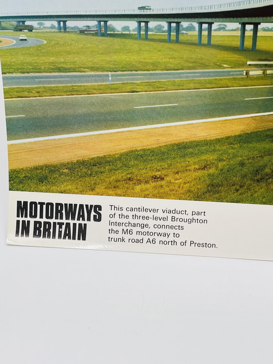 Image 1 of Lot de 8 photos cartonnées « Motorways in Britain « 