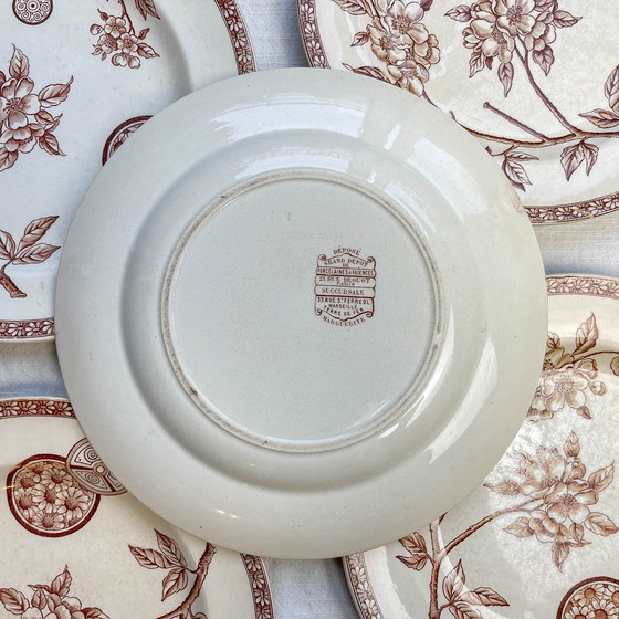 Image 1 of Lot De 5 Grandes Assiettes Anciennes En Terre De Fer Marron - Grand Dépôt Paris Emile Bourgeois (1880-1890)