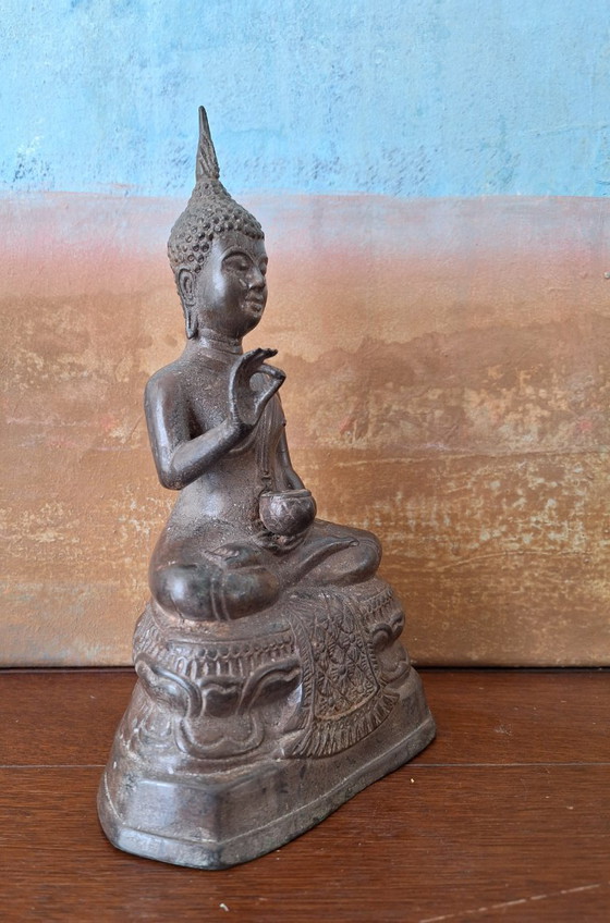 Image 1 of Alter Buddha