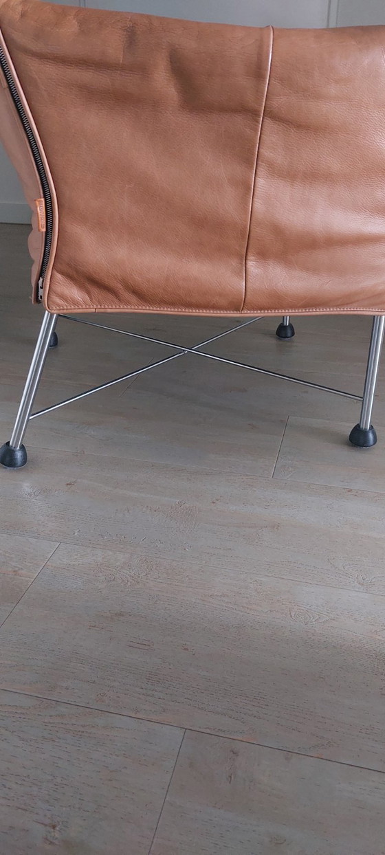 Leather armchair with metal base, brown, Charly  van Montis , gekocht bij Eijerkamp, Modern (photo 5 of 5)