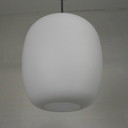 Lampe d'école vintage avec abat-jour en verre blanc dépoli et fixation chromée, années 1950