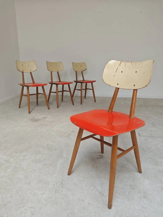 Lot de 4 chaises en bois rouges Ton (Thonet) des années 1960. – Chaises de salle à manger, Wood, Vintage (photo 10 of 16)