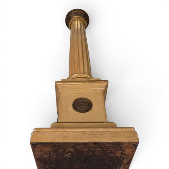 Image 1 of Antieke, sculpturale houten kerkkandelaar, 1860