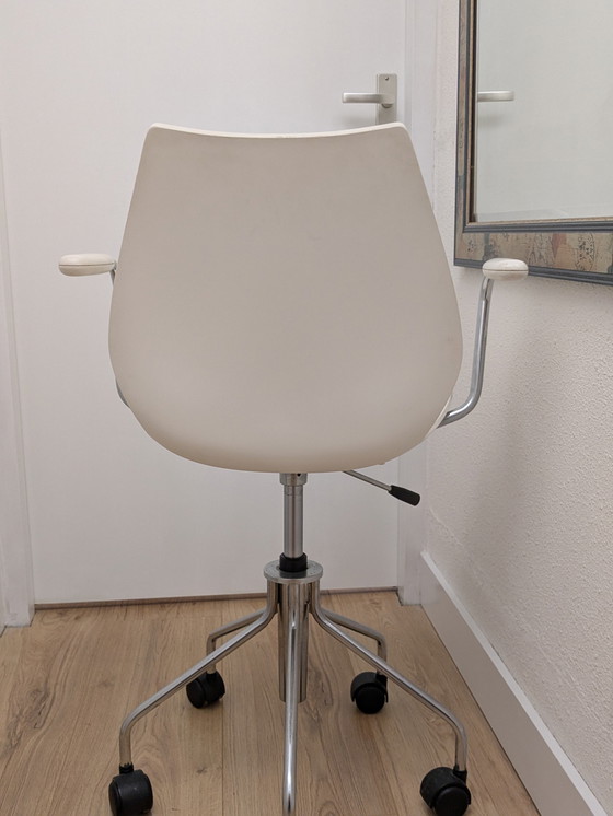 Image 1 of Maui Kartell office chair