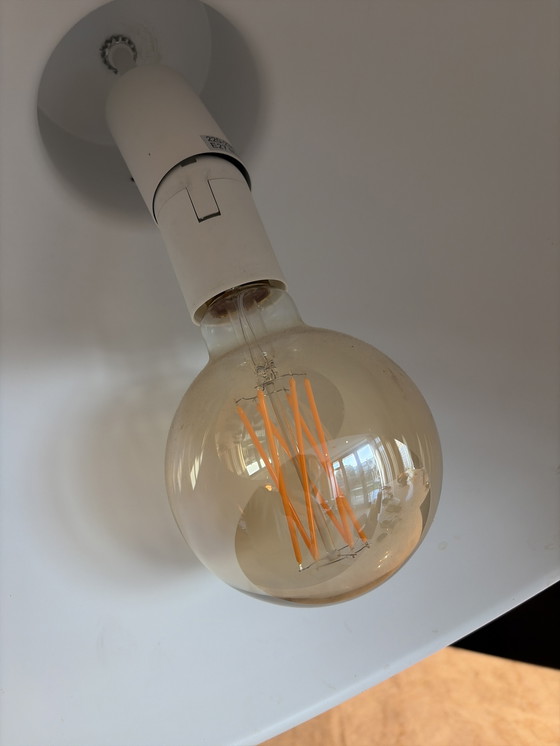 Image 1 of Hübsch - tafellamp wit met goud 