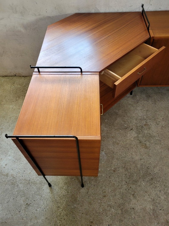 Image 1 of Sistema di pareti modulari vintage di Omnia Hilker 1960