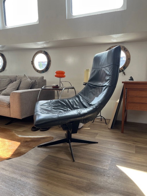 Sillón Bodilson Turner - Cuero negro