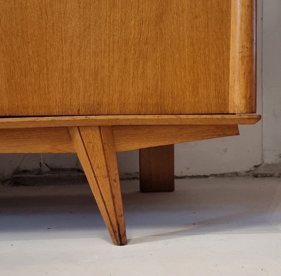 Image 1 of guardaroba di metà secolo