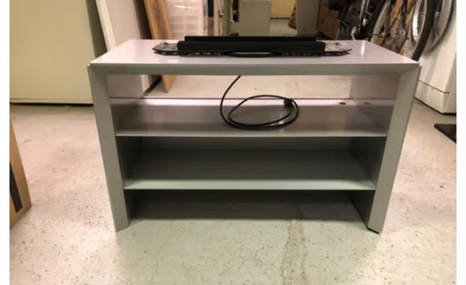 TV-Schrank Bang & Olufsen Edelstahl-Design