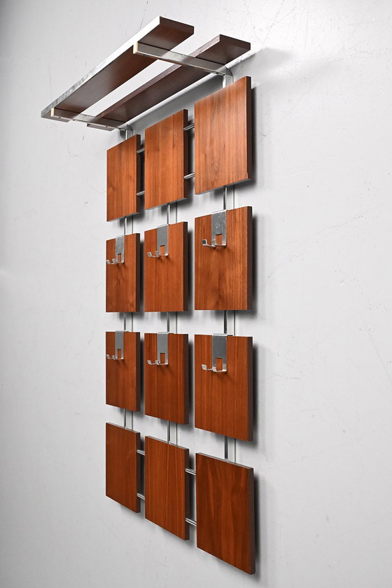 Wall coat rack with panels (photo 4 of 10)