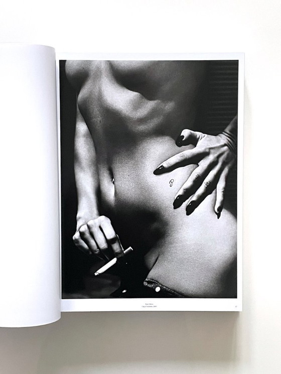Image 1 of Taschen - Sammlerstück Mert Alas / Marcus Piggott