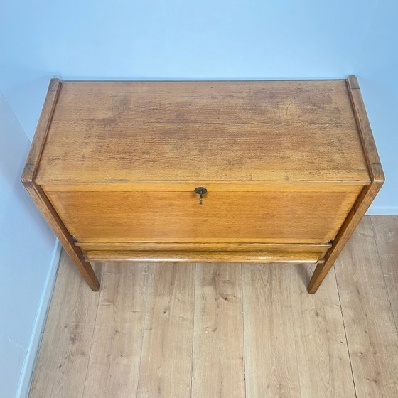 Image 1 of Small vintage sideboard, 1960