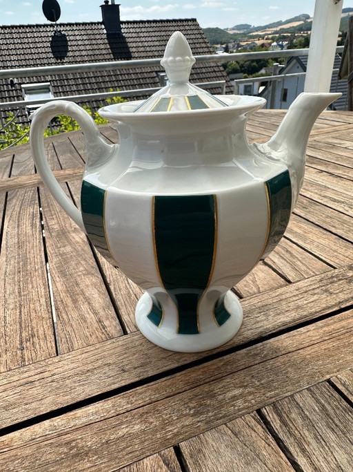 Elegant Fürstenberg porcelain jug – shape “Grecque” (emerald/gold decor)