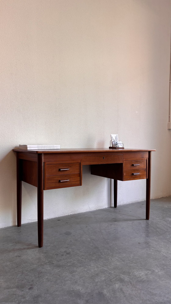 Image 1 of Vintage Deens bureau teak