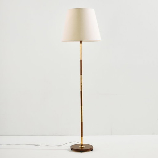 MK10240 Stehleuchte aus Teakholz und Messing