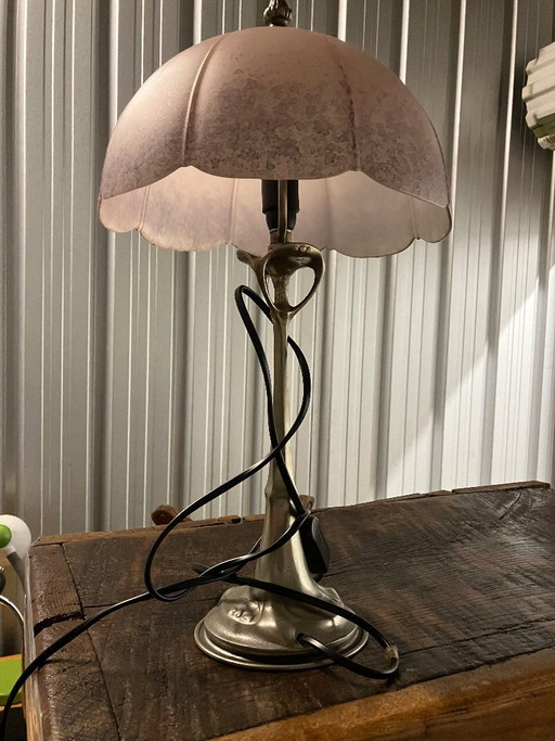 Tischlampe mit Glasschirm - atelier Dedalo Peltro