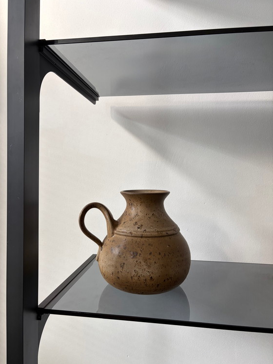 Vintage keramische vaas met handvat – Vazen, Ceramic, Mid Century Modern (photo 4 of 5)