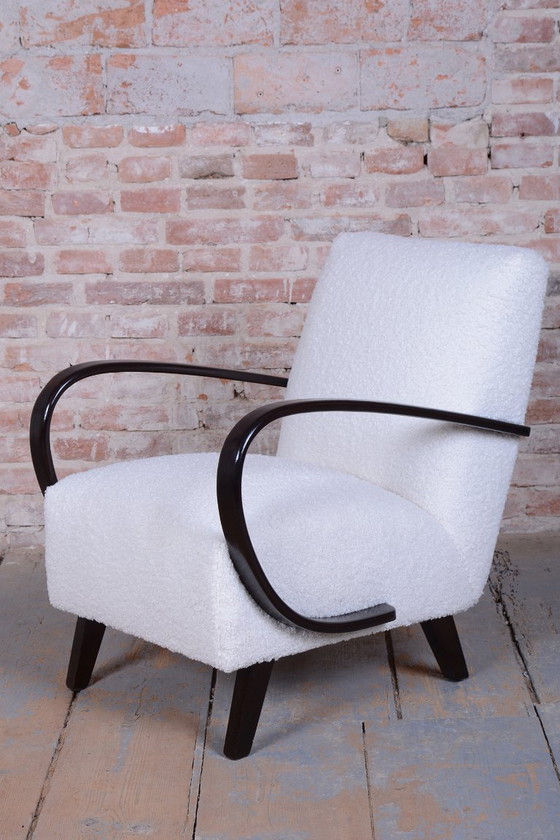 Fauteuil Art Déco restauré, par J. Halabala, UP Závody, Modèle C, Tchèque, années 1940 – Textile, Wood (photo 13 of 20)