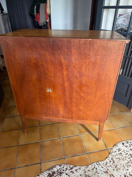 Image 1 of Vintage Alfred Cox design Engelse art-deco ladekast