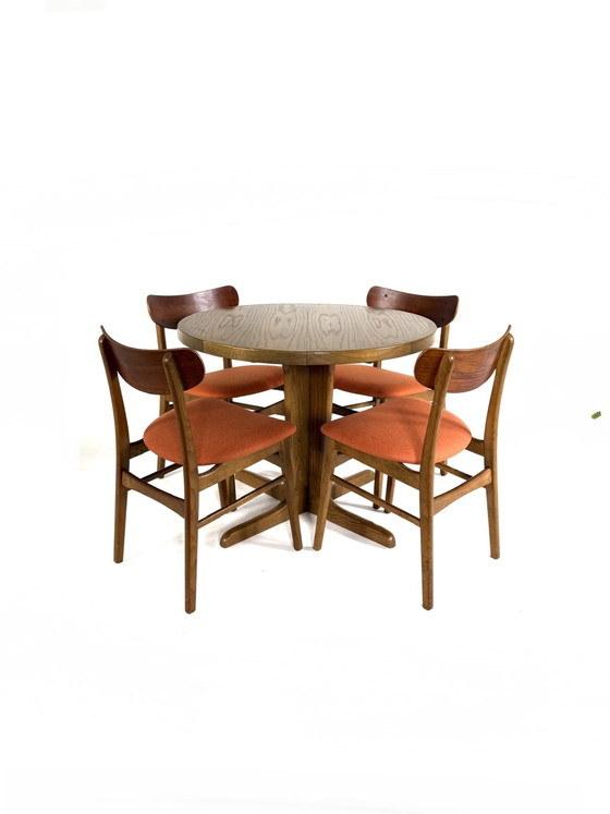 Image 1 of Vintage extendable Danish dining table '60
