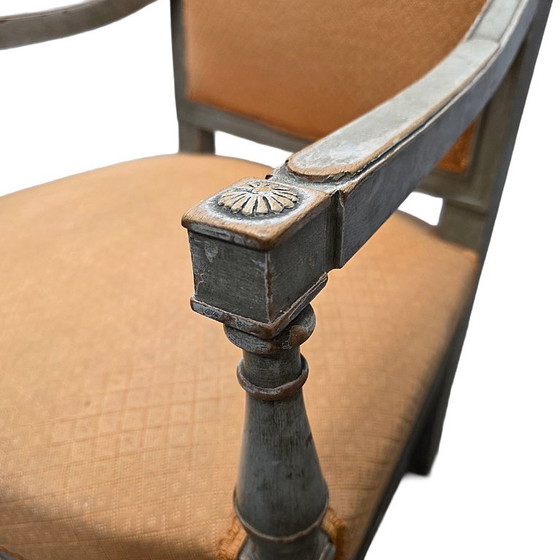 Image 1 of Antiek Franse Louis XVI armstoel, circa 1780