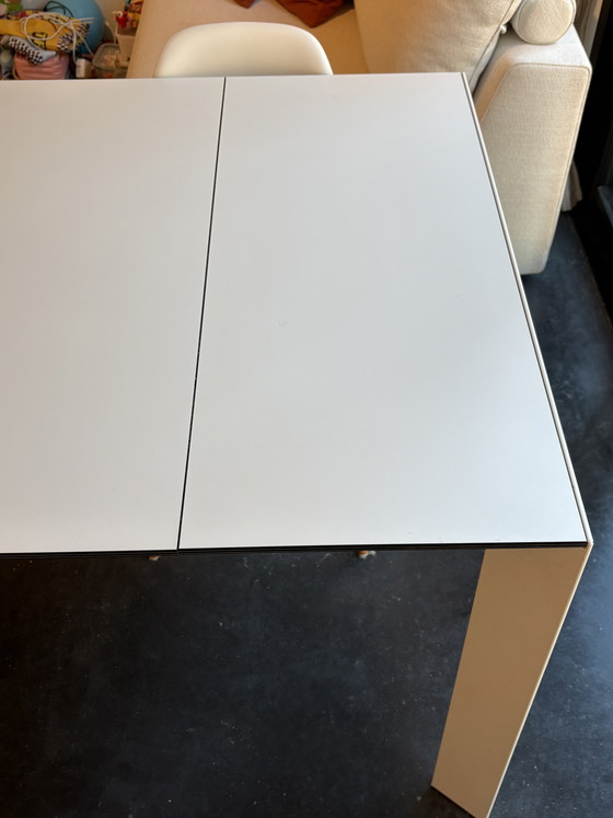 Image 1 of Prachtige handige verlengbare witte designtafel 