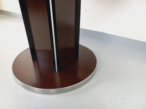 Image 1 of Table ronde de repas vintage en bois d’ébène et métal chromé style Space Age / Diner des années 70 avec rallonge intégrée