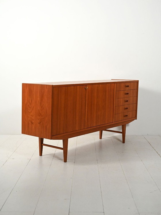 Image 1 of Buffet scandinave en teck des années 1950-1960