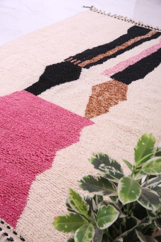 Image 1 of Tapis marocain en laine pure traditionnelle 150/250 cm