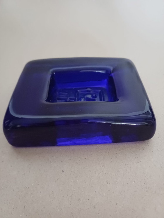Vide-Poche / Cendrier / Plat à bibelots en verre bleu cobalt Erik Höglund pour Boda Glasbruk, années 1960 (photo 3 of 6)