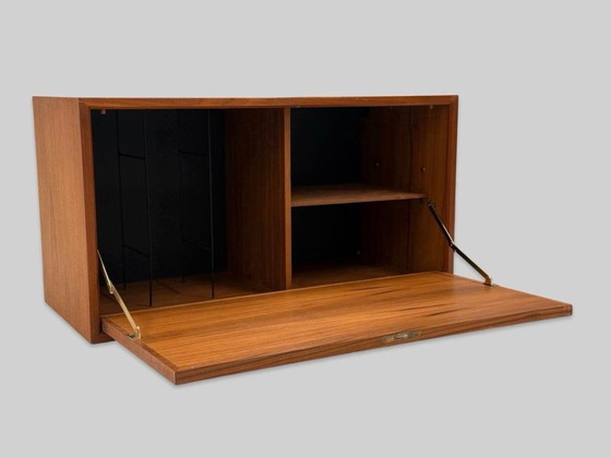 Various Poul Cadovius Royal System Teak Shelves, Wall cabinet, Wood, Brown, Mid Century Modern (photo 5 of 12)
