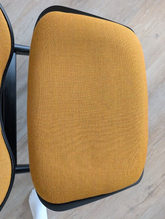 Umage A Conversation Piece - Okergeel / Zwart – Fauteuils, Textile, Wood (photo 5 of 9)
