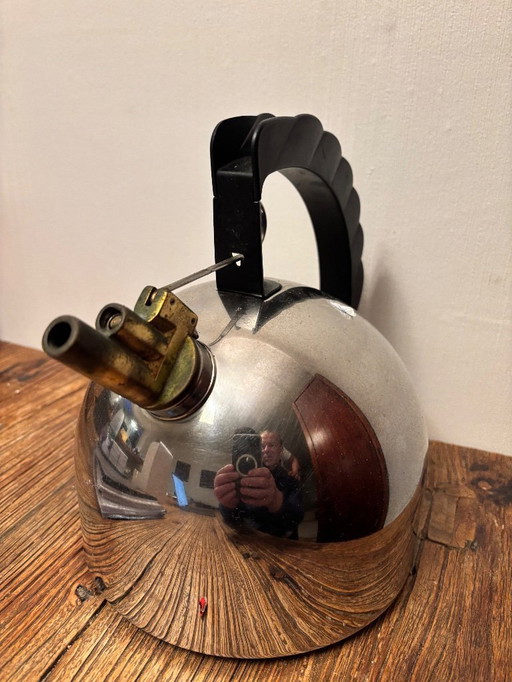 Alessi Wasserkocher für Tee und Kaffee