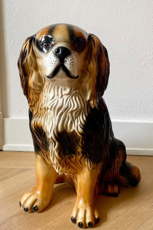 Chien King Charles en céramique