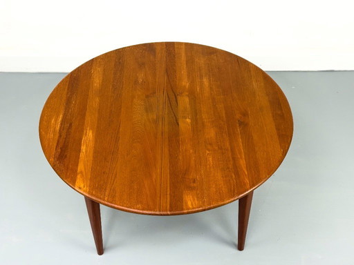 Circular Teak Coffee Table from Mikael Laursen, 1960s