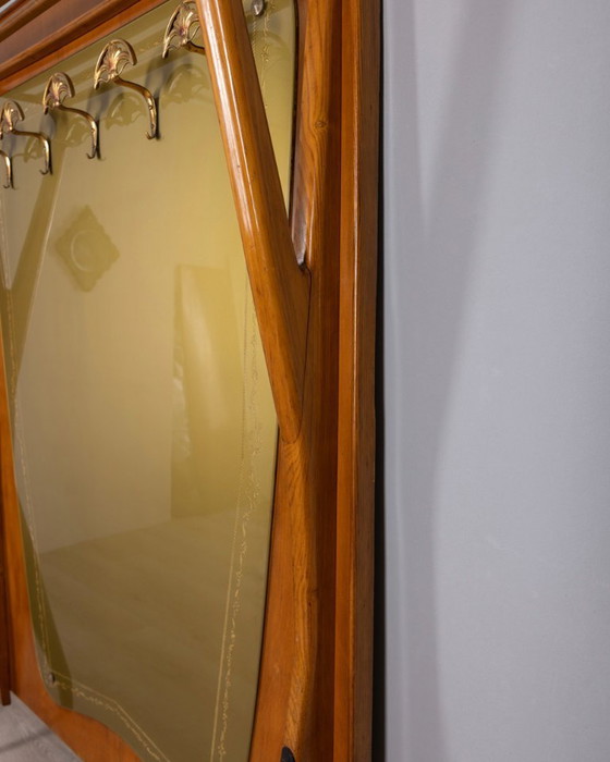 Image 1 of Appendiabiti da parete vintage anni 50 in legno e vetro decorato design Italiano