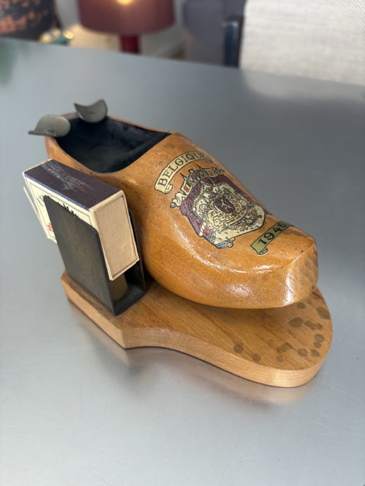 Antiker Aschenbecher-Clog – decoratieve objecten, Metal, Wood